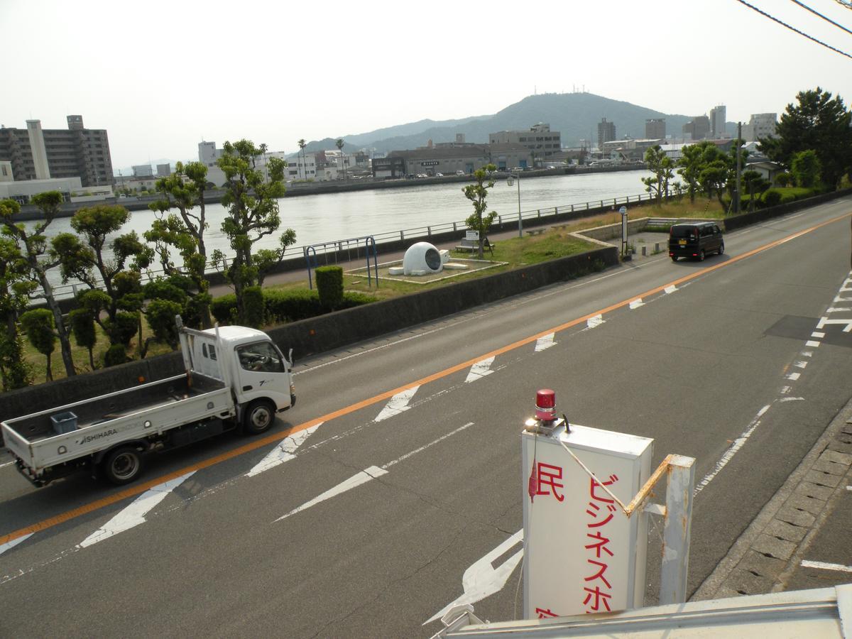 Business Hotel Minshuku Minato Tokushima Extérieur photo