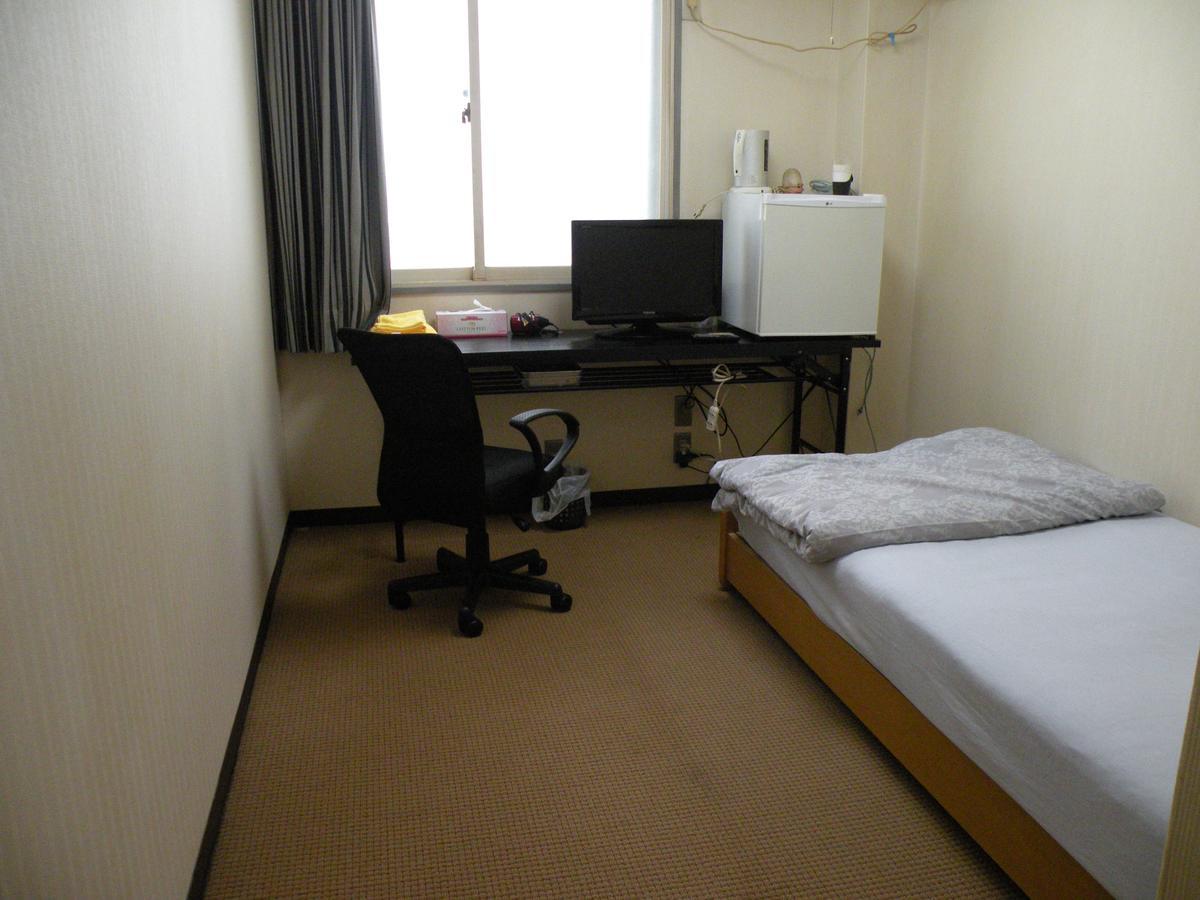 Business Hotel Minshuku Minato Tokushima Extérieur photo
