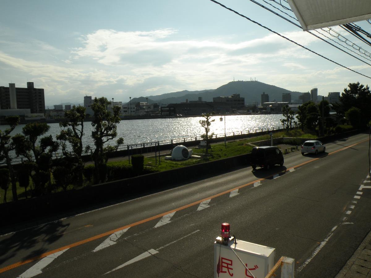 Business Hotel Minshuku Minato Tokushima Extérieur photo